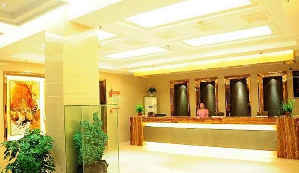 Ronghe Holiday Hotel Shiyan  Zewnętrze zdjęcie