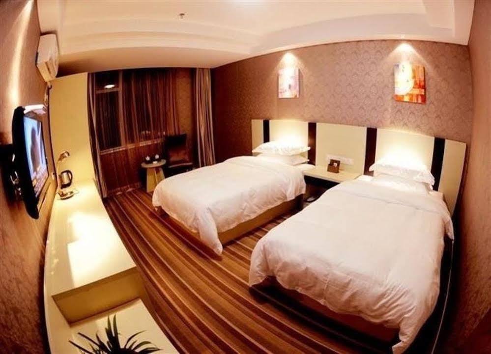 Ronghe Holiday Hotel Shiyan  Zewnętrze zdjęcie